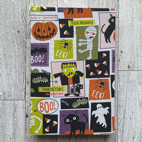New Halloween Linen Wrapped Decorative Book Mummy Boo Hand-Wrapped Spooky Decor - Picture 7 of 7